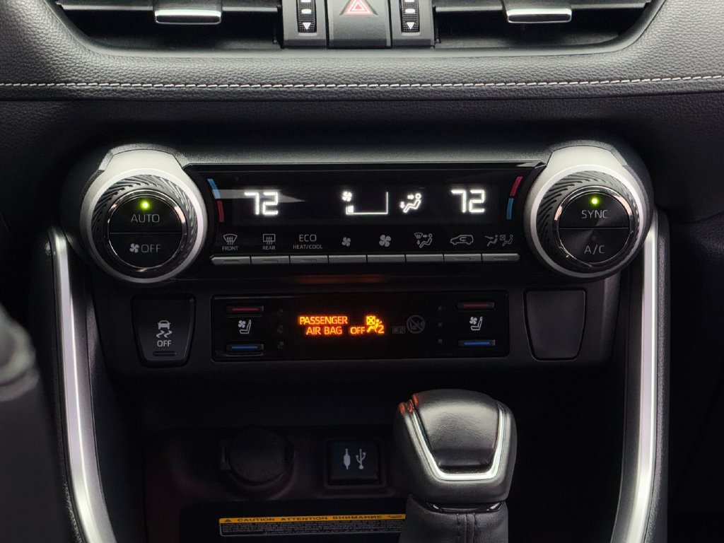 Certified 2019 Toyota RAV4 Limited AWD/4WD image 23