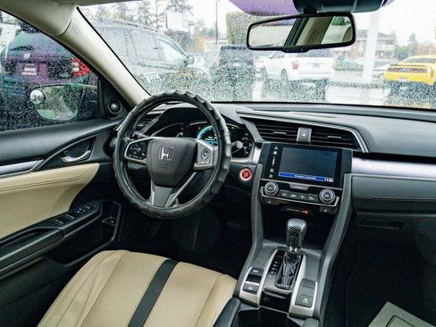 Used 2017 Honda Civic Touring image 21