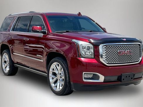 Used 2017 GMC Yukon Denali AWD/4WD image 1