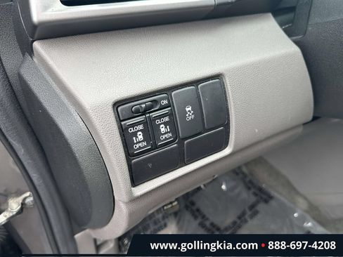 Used 2014 Honda Odyssey EX image 16