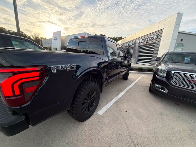 Used 2025 Ford F150 Lariat w/ Equipment Group 501A Mid AWD/4WD image 6