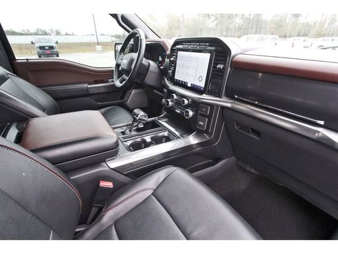 Used 2023 Ford F150 Lariat image 27