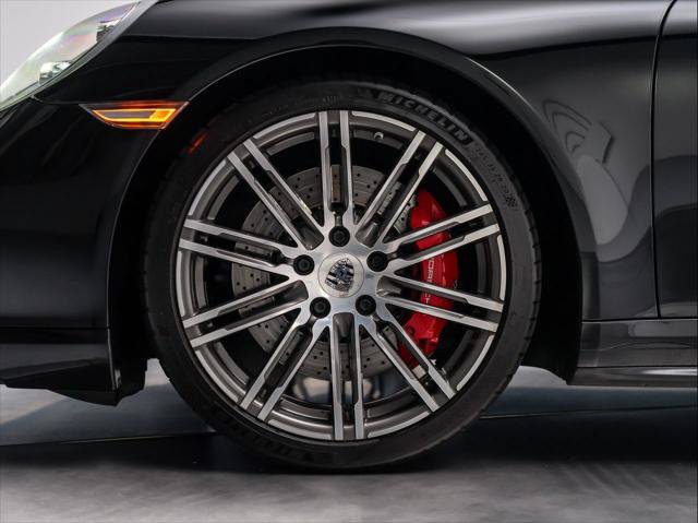 Used 2015 Porsche 911 Turbo AWD/4WD image 11