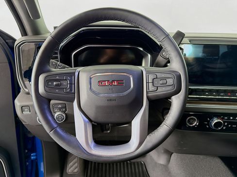 Used 2023 GMC Sierra 1500 Elevation image 13