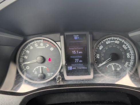 Used 2019 Toyota Tacoma TRD Off-Road w/ Technology Package image 12