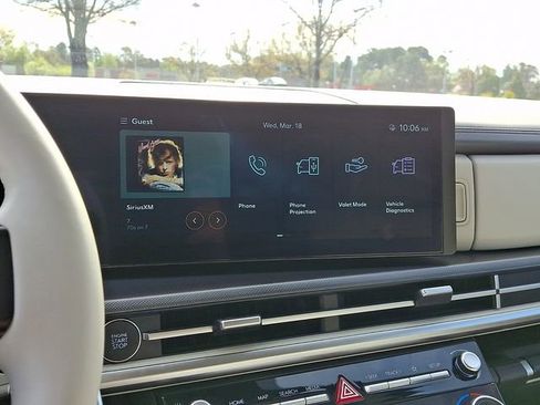 Used 2025 Hyundai Santa Fe SEL image 19