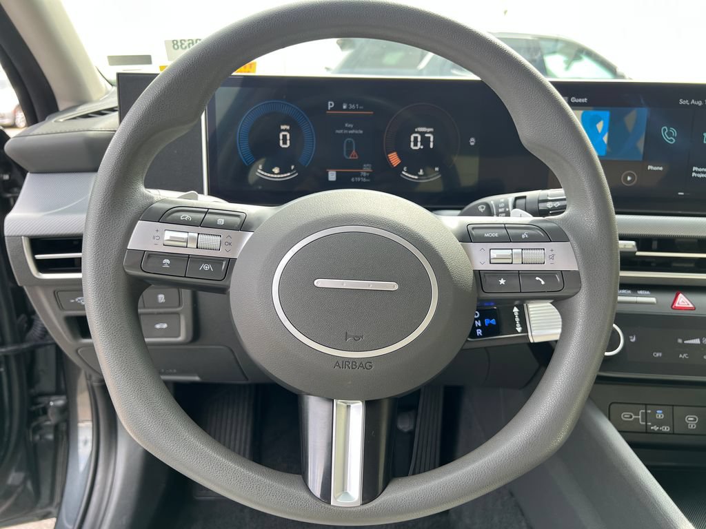Used 2025 Hyundai Sonata SEL FWD image 14