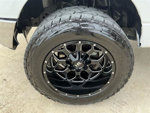 Used 2014 Ford F150 XLT w/ Equipment Group 301A Mid AWD/4WD image 24