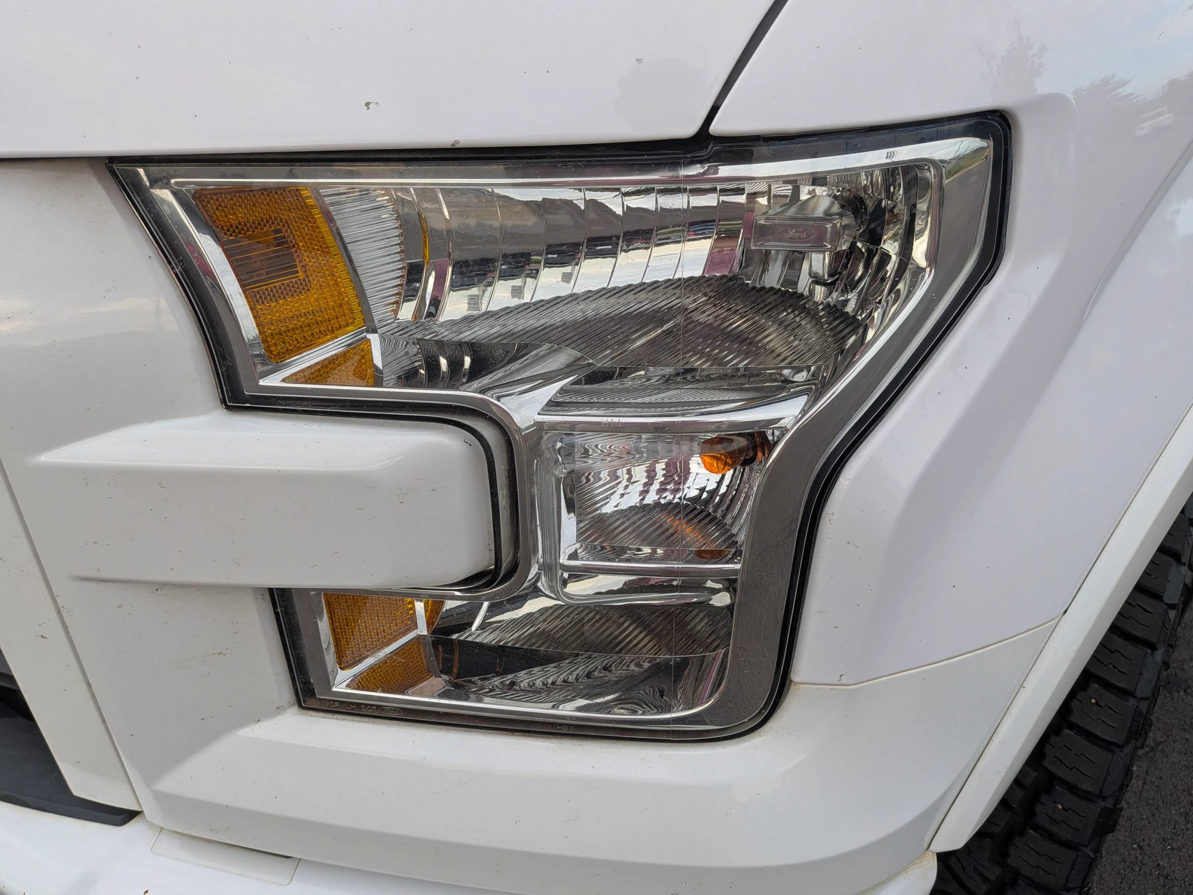 Used 2015 Ford F150 XLT w/ Equipment Group 301A Mid AWD/4WD image 10