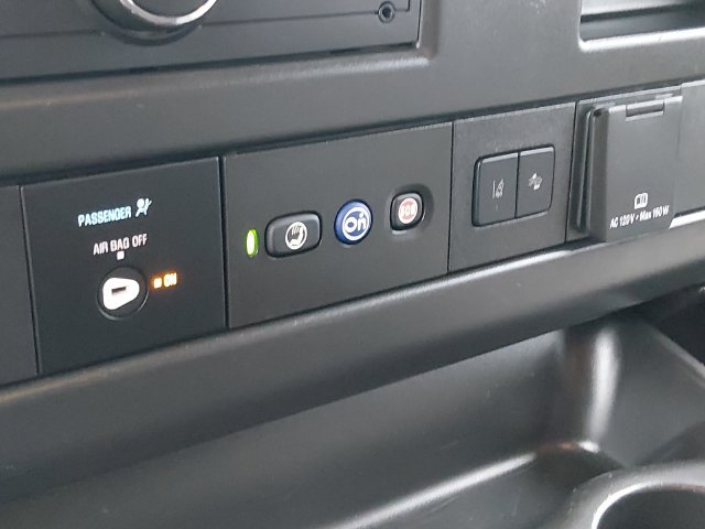 Used 2025 GMC Savana 3500 LT w/ LT Preferred Equipment Group RWD image 19