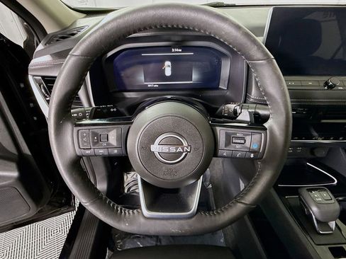 Certified 2024 Nissan Rogue SL FWD image 20