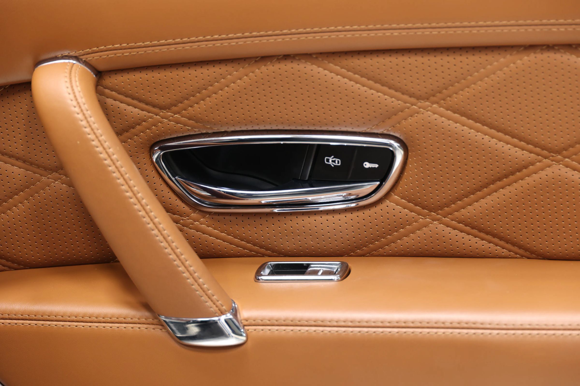 Used 2016 Bentley Flying Spur W12 AWD/4WD image 79