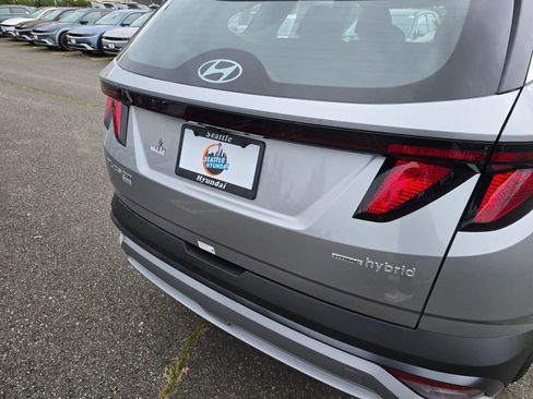 New 2026 Hyundai Tucson Blue SE image 15
