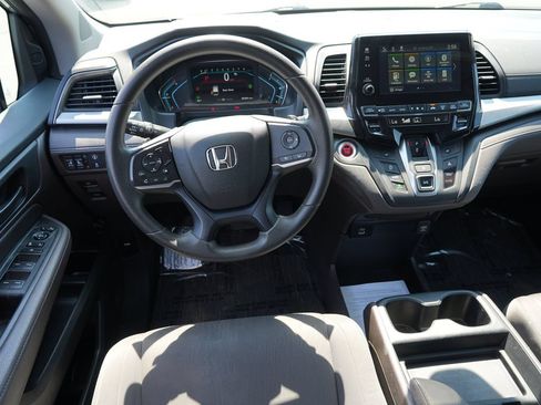 Used 2024 Honda Odyssey EX image 19