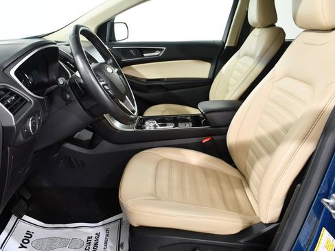 Used 2020 Ford Edge SEL w/ Cold Weather Package AWD/4WD image 6
