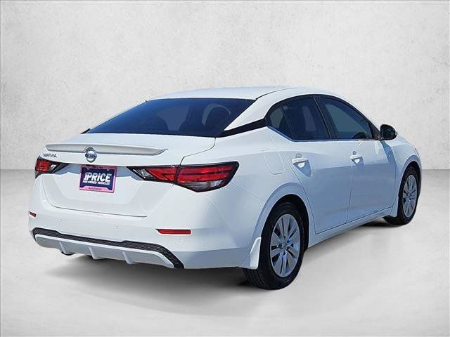 Certified 2022 Nissan Sentra S w/ Lighting Package FWD image 5