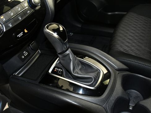 Used 2019 Nissan Rogue S w/ Special Edition Package image 30