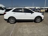 Used 2023 Chevrolet Equinox LS image 4