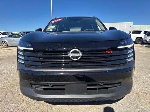 New 2026 Nissan Kicks SR image 9