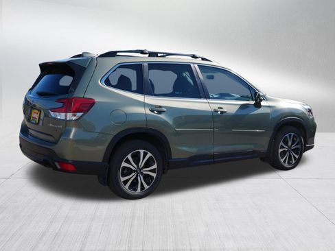 Used 2021 Subaru Forester Limited AWD/4WD image 7