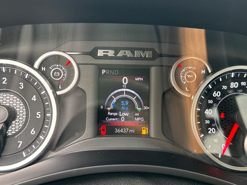 Used 2025 RAM 2500 Big Horn AWD/4WD image 30