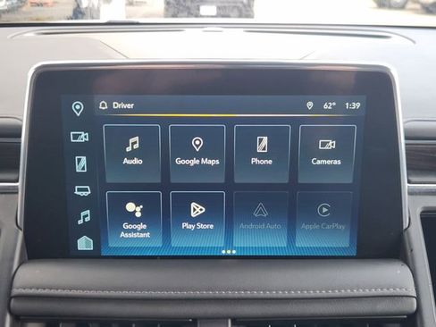 Used 2024 Chevrolet Tahoe Z71 w/ Luxury Package image 14