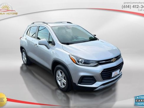Used 2020 Chevrolet Trax LT w/ LT Convenience Package FWD image 7