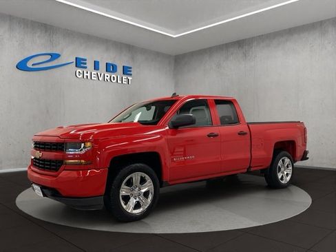 Used 2017 Chevrolet Silverado 1500 Custom w/ Custom Convenience Package image 7