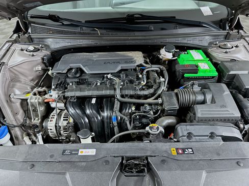 Used 2022 Hyundai Elantra SEL FWD image 31