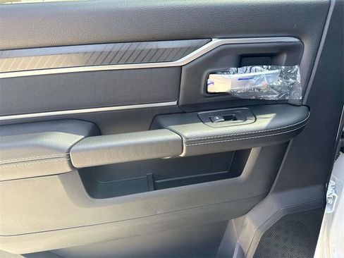 New 2025 RAM 2500 Big Horn image 12