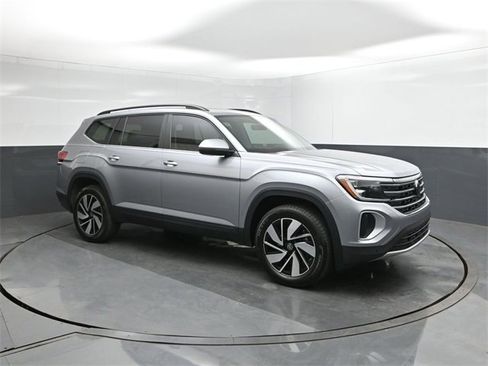 New 2026 Volkswagen Atlas SE image 17