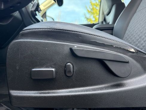 Used 2016 Chevrolet Colorado Z71 image 10