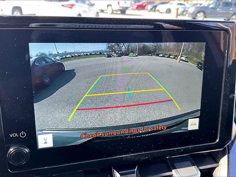 Used 2025 Toyota Corolla Cross XLE w/ Convenience Package image 27