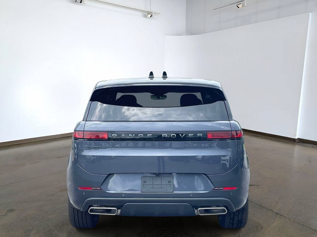 New 2026 Land Rover Range Rover Sport Dynamic SE AWD/4WD image 5