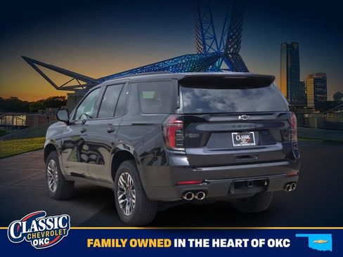 Used 2025 Chevrolet Tahoe Z71 AWD/4WD image 5