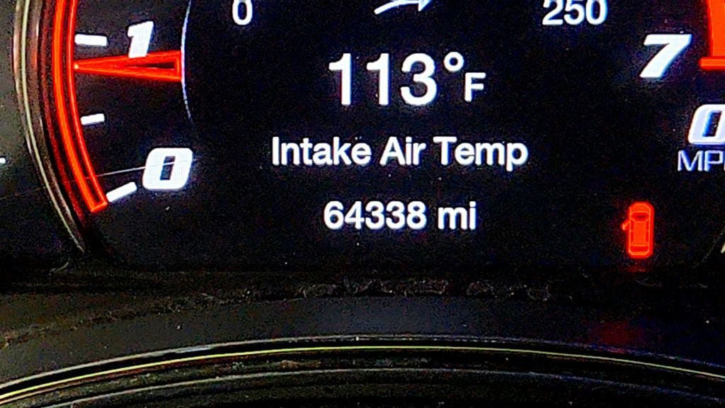 Used 2018 Dodge Durango SRT w/ Technology Group AWD/4WD image 17