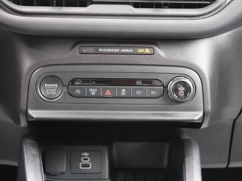 Used 2025 Ford Bronco Sport Big Bend w/ Convenience Package AWD/4WD image 21