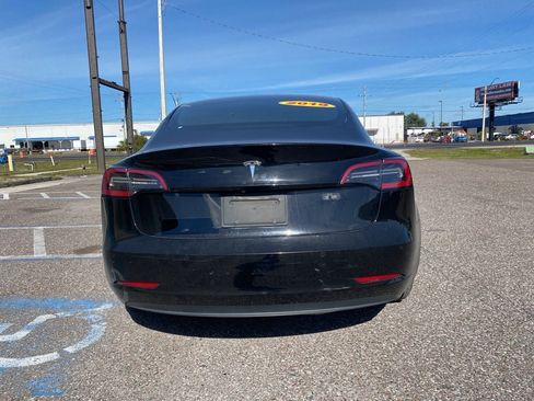 Used 2019 Tesla Model 3 image 4