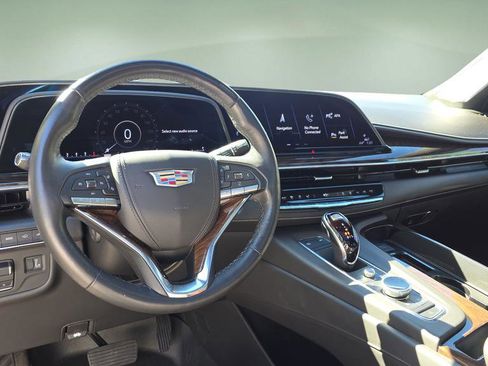 Certified 2022 Cadillac Escalade Sport Platinum w/ LPO, ONYX Package image 35