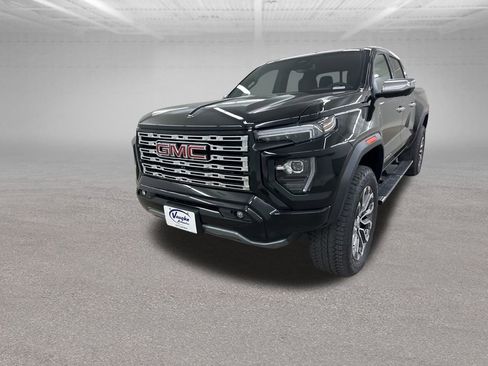 New 2026 GMC Canyon Denali image 4