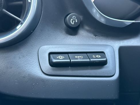 Used 2016 Chevrolet Camaro LT RWD image 38