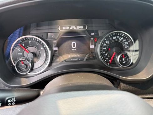 Used 2022 RAM 1500 Laramie w/ Sport Appearance Package AWD/4WD image 17