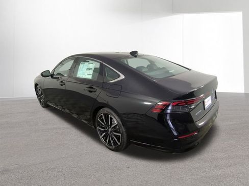 New 2026 Honda Accord Touring image 18