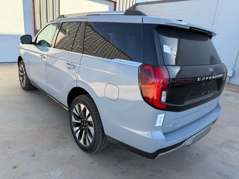 New 2026 Ford Expedition Platinum w/ Driver's Package image 6