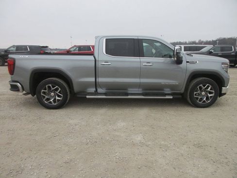 New 2026 GMC Sierra 1500 SLT w/ SLT Premium Plus Package image 3
