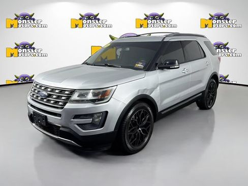 Used 2016 Ford Explorer XLT w/ Equipment Group 202A AWD/4WD image 1