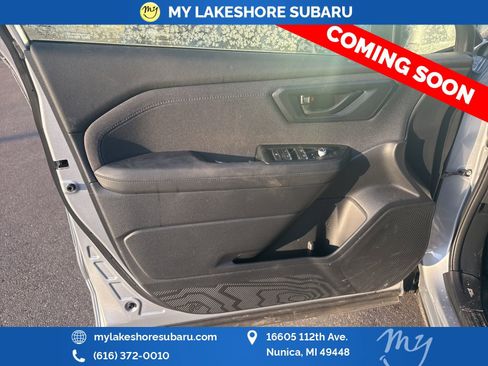 Used 2025 Subaru Forester Premium image 11