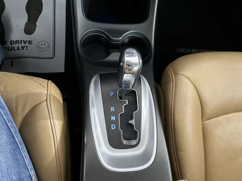 Used 2012 Dodge Journey Crew w/ Flexible Seating Group image 17