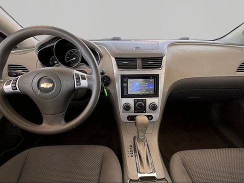 Used 2011 Chevrolet Malibu LS FWD image 7