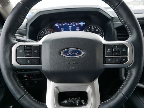 Certified 2024 Ford Expedition Max XLT image 25